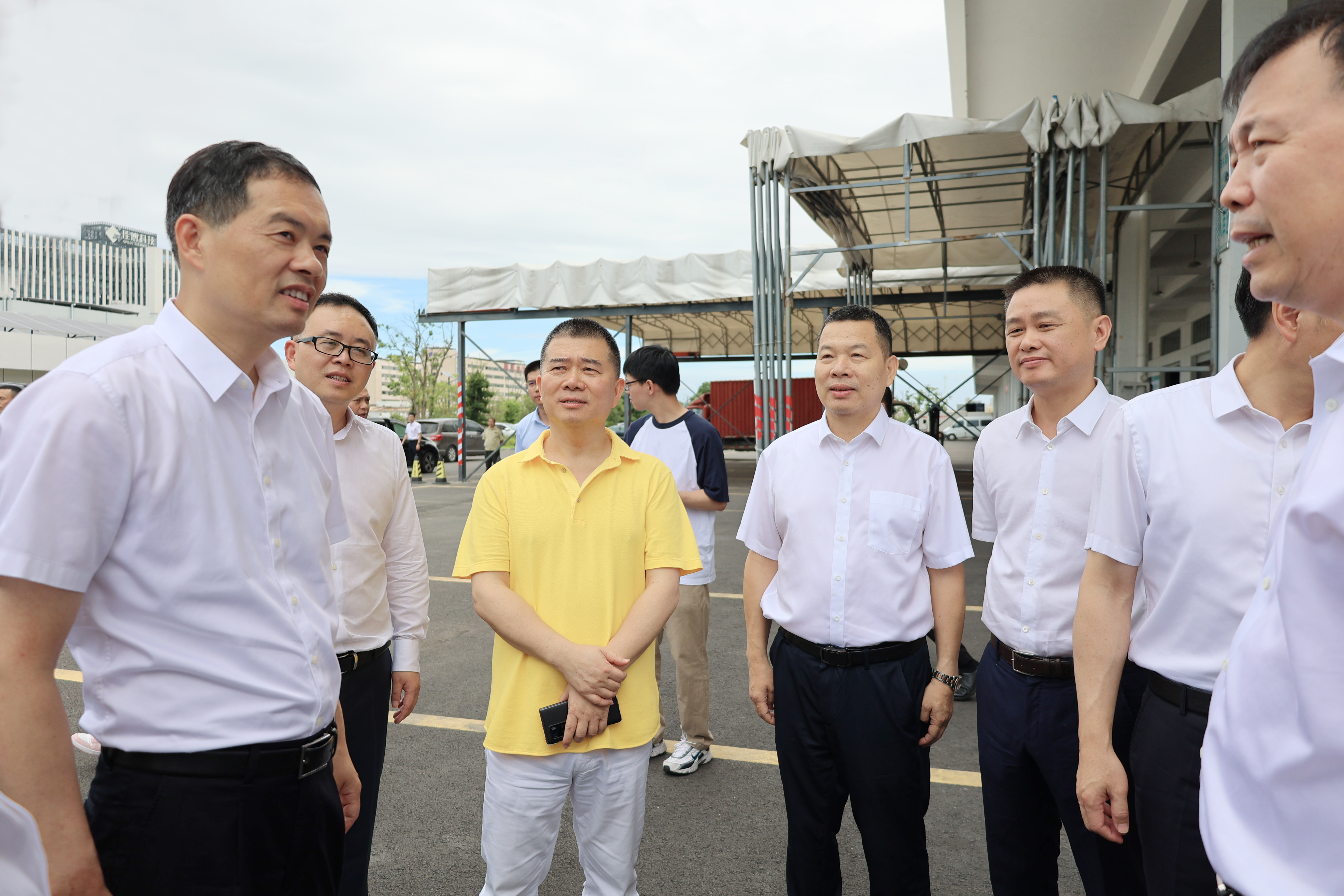 浙江省委常委、温州市委书记刘小涛考察必一运动
